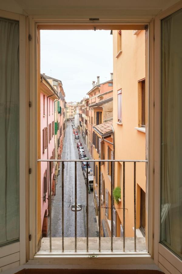 Towers View By Studio Vita Bologna Buitenkant foto